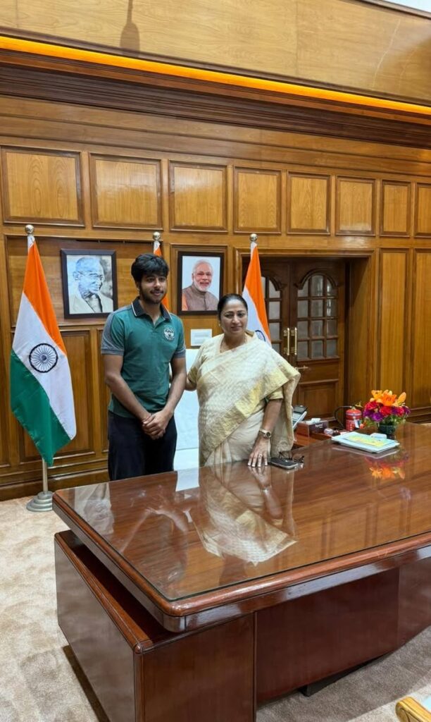 Today, I paid courtesy visit to Hon'ble Chief Minister Smt. Rekha Gupta and Speaker of Assembly Mr. Vijender Gupta ji.